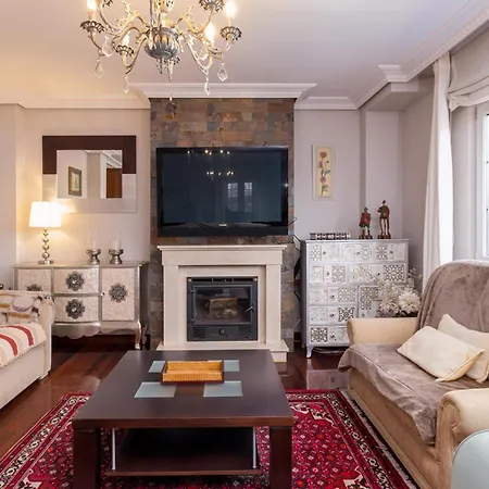Espectacular Chalet Con Piscina